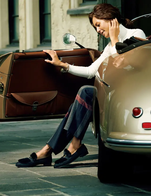 エルメスのローファーを主役にしたコーディネート