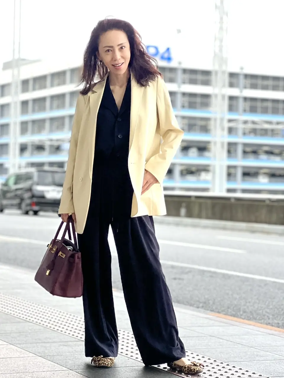 ヘア　ダウンスタイル