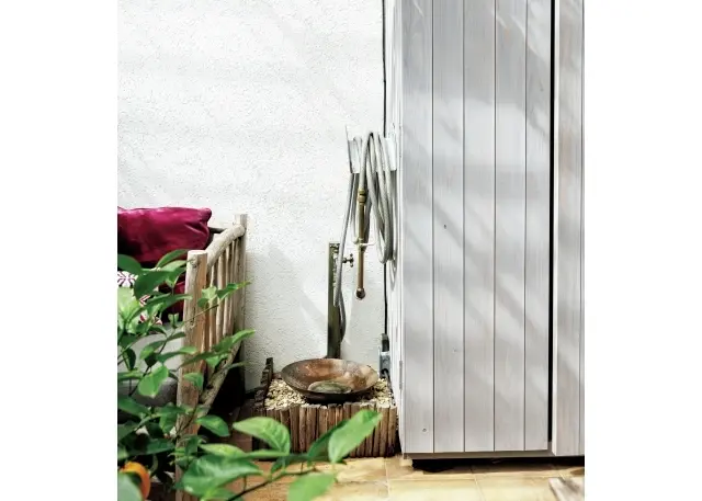 掃除道具など を入れる小屋