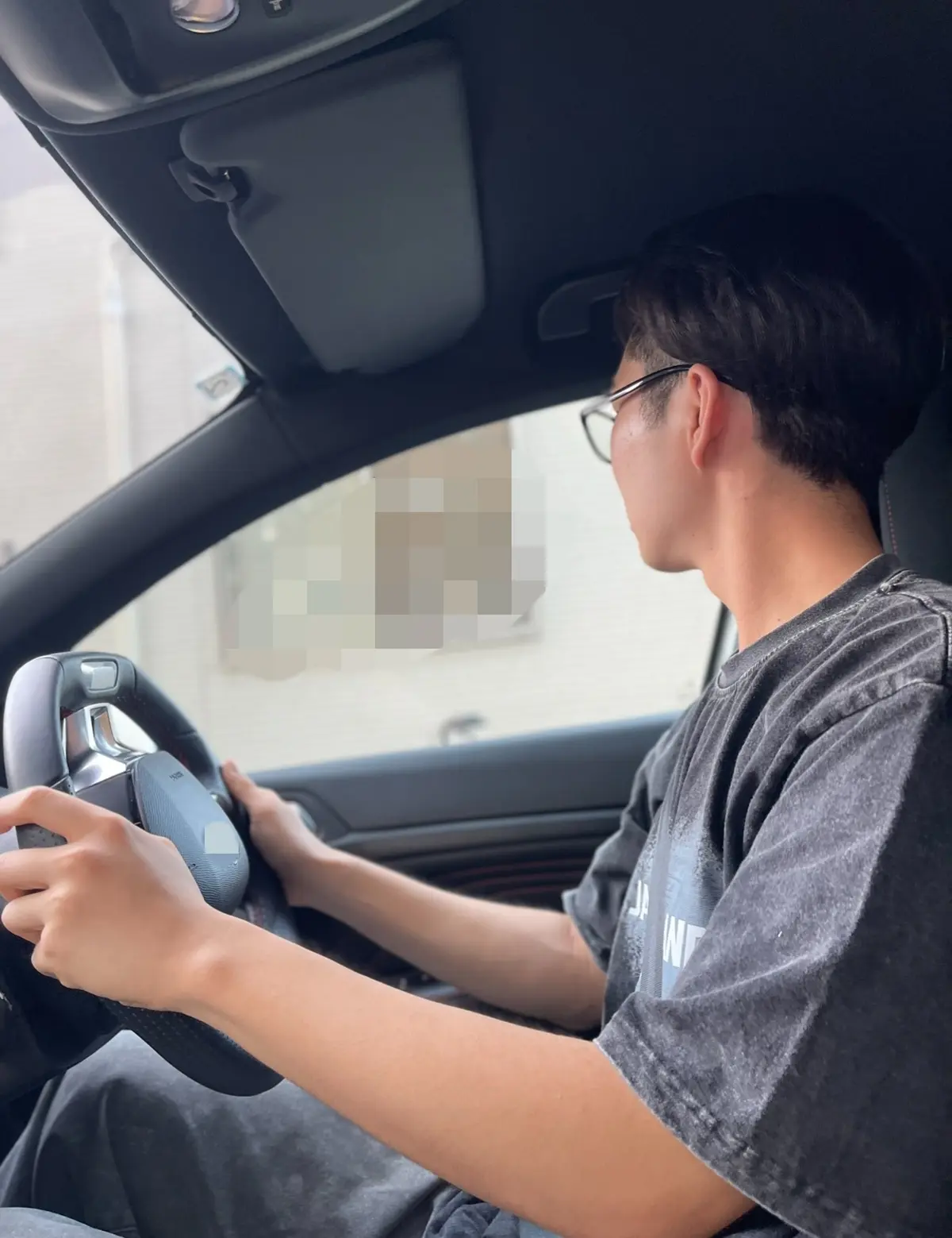 UNIQLOTシャツとティアードスカートの画像_2