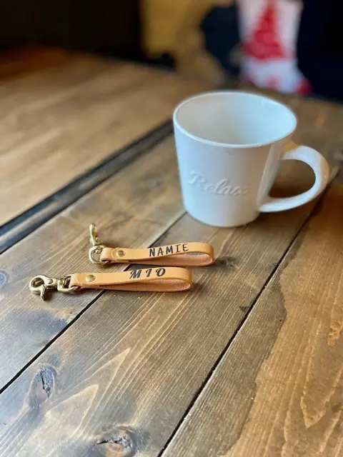 旅で見つけた革のおしゃれストラップの画像_3