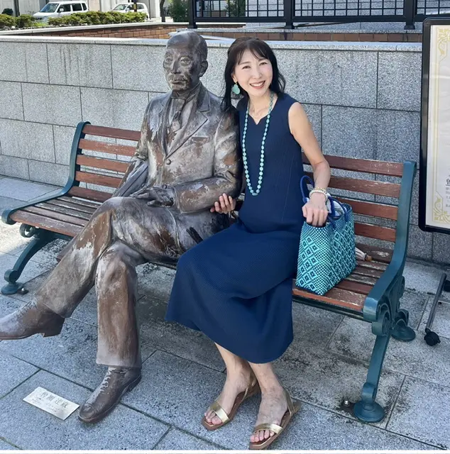 建築家　辰野金吾の像