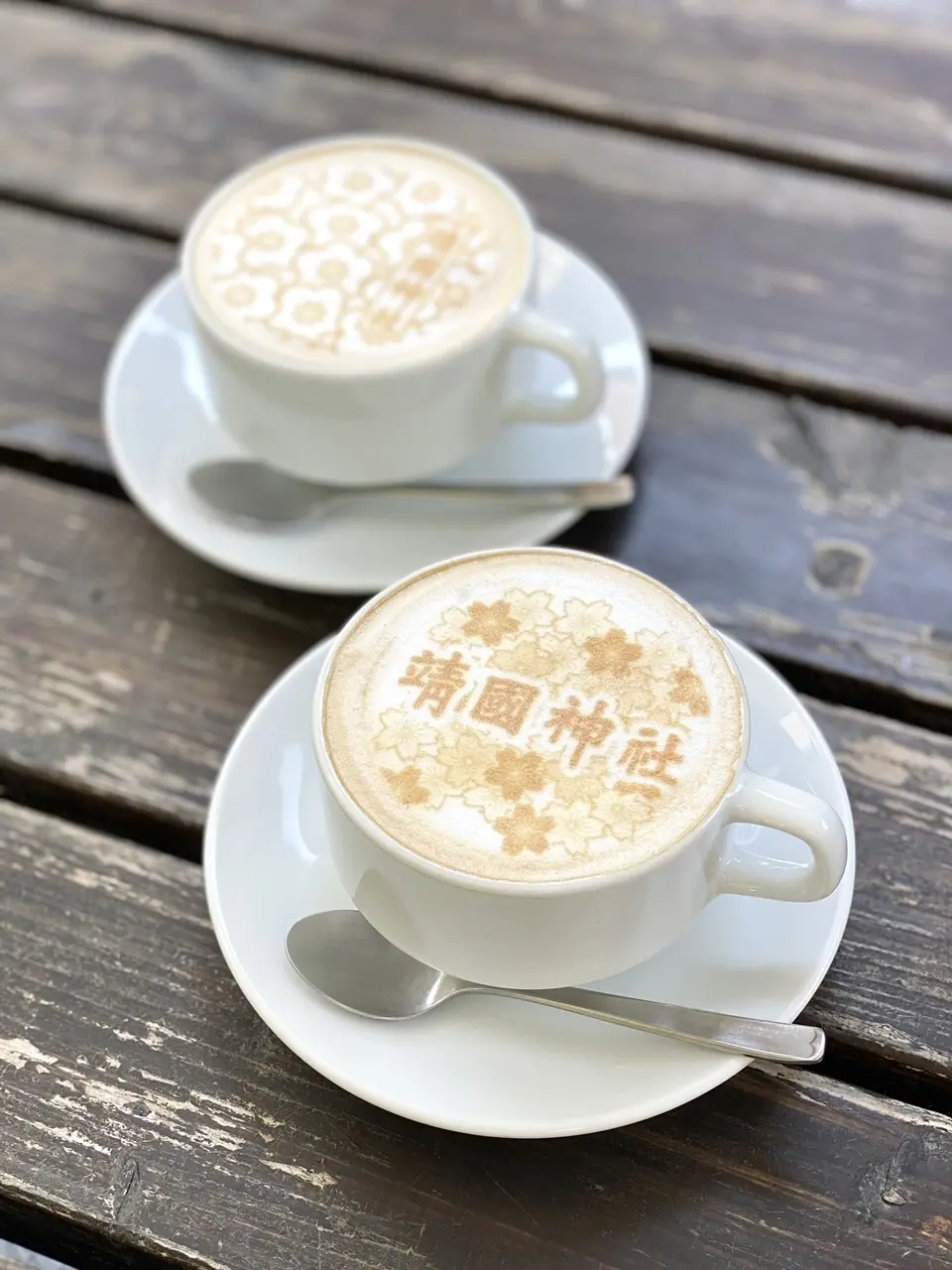 靖国神社 カフェラテ