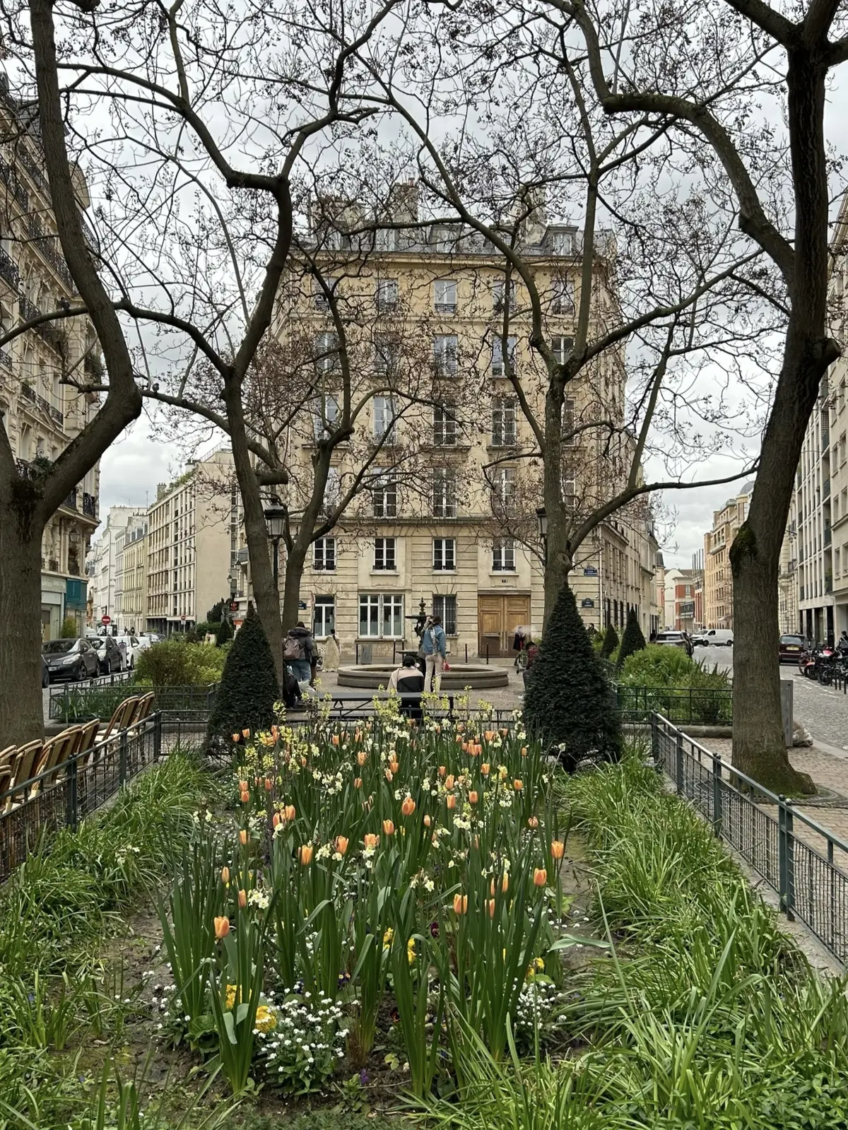  エミリーパリへ行く　　Emily in Paris    ロケ地