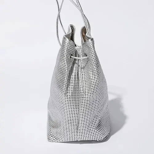 【50代 春バッグ】持った人から見違えるの画像_28