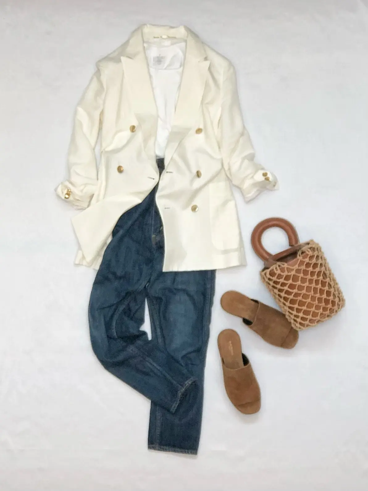 Brownを着こなしのスパイスに。の画像_3