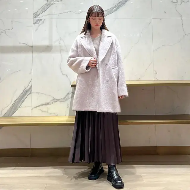 MOGA（モガ） 柔らかさと光沢感をミックスした、大人のフェミニン