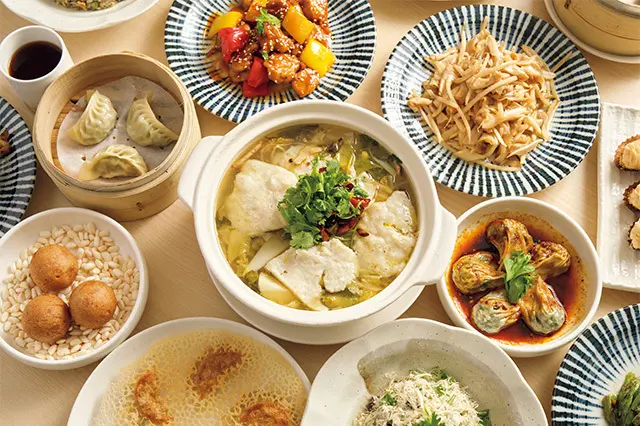 大勢で訪れシェアしていただきたい華やかな料理たち。