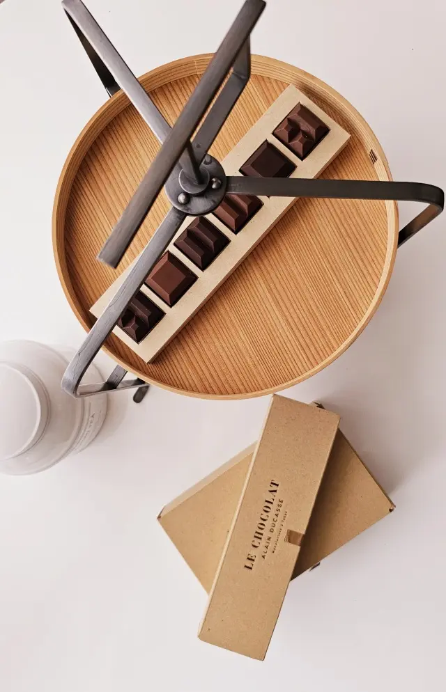 和風のティースタンドの画像_2