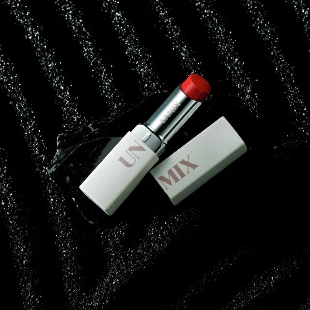 アンミックス　モイスチャー リップ スティック 01 ステイン