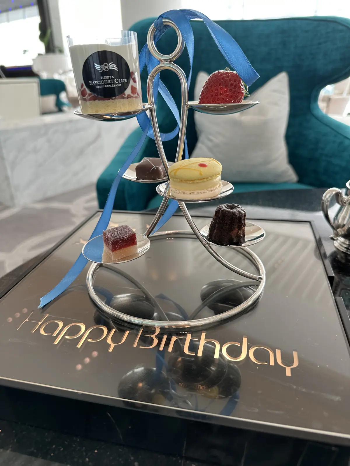 アラフィーこそ白を着る　大人ホワイトスカの画像_7