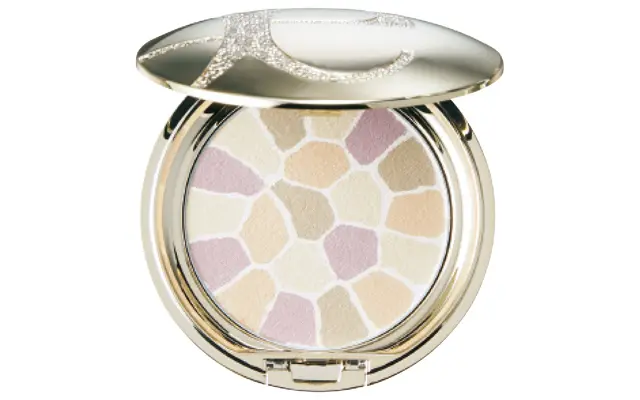 ラ プードル オートニュアンス Ⅴ ￥10,000／エレガンス コスメティックス