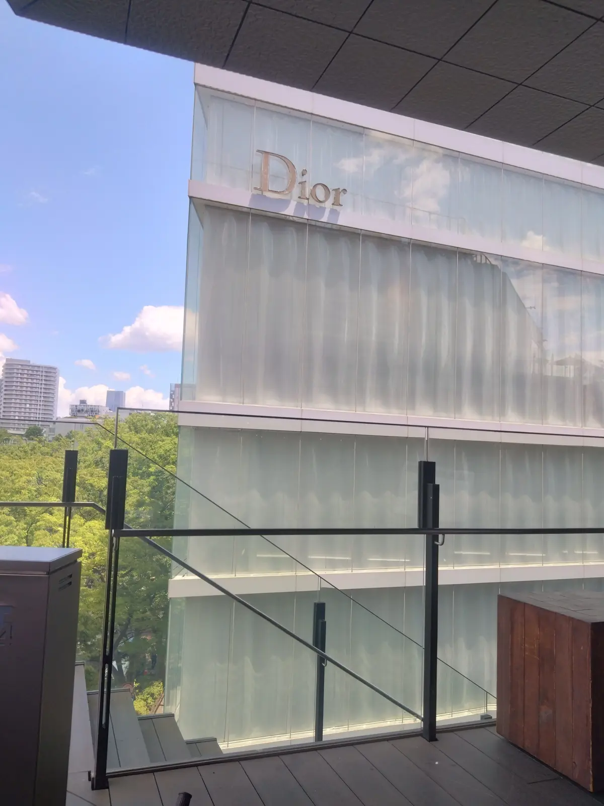 表参道Dior