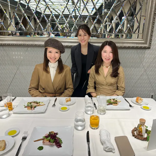 ジャケット×ベレー帽 ランチ2コーデ 〜の画像_2