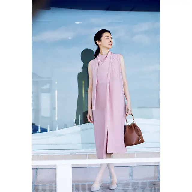 【2021春】 50代の品よく映えるワンピーススタイル38