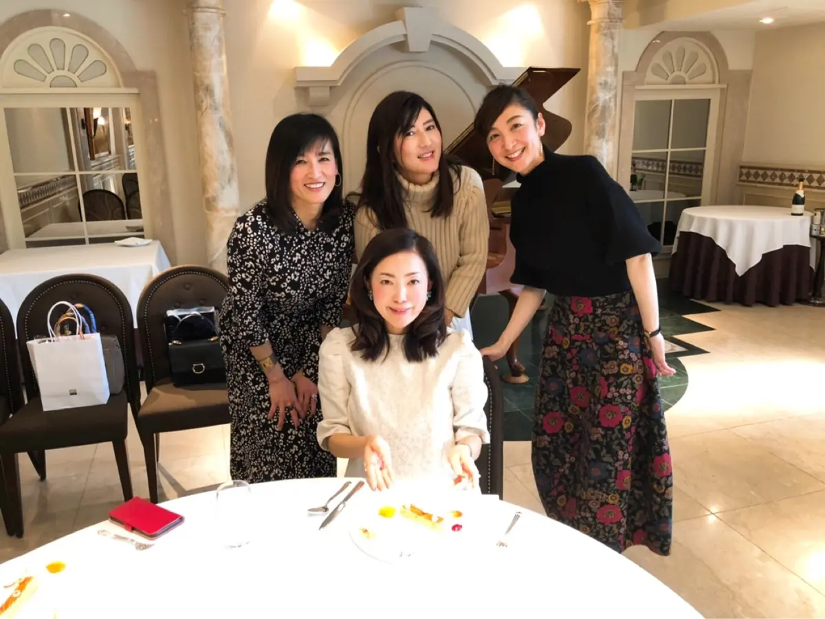 ZARAのショートブーツの画像_4