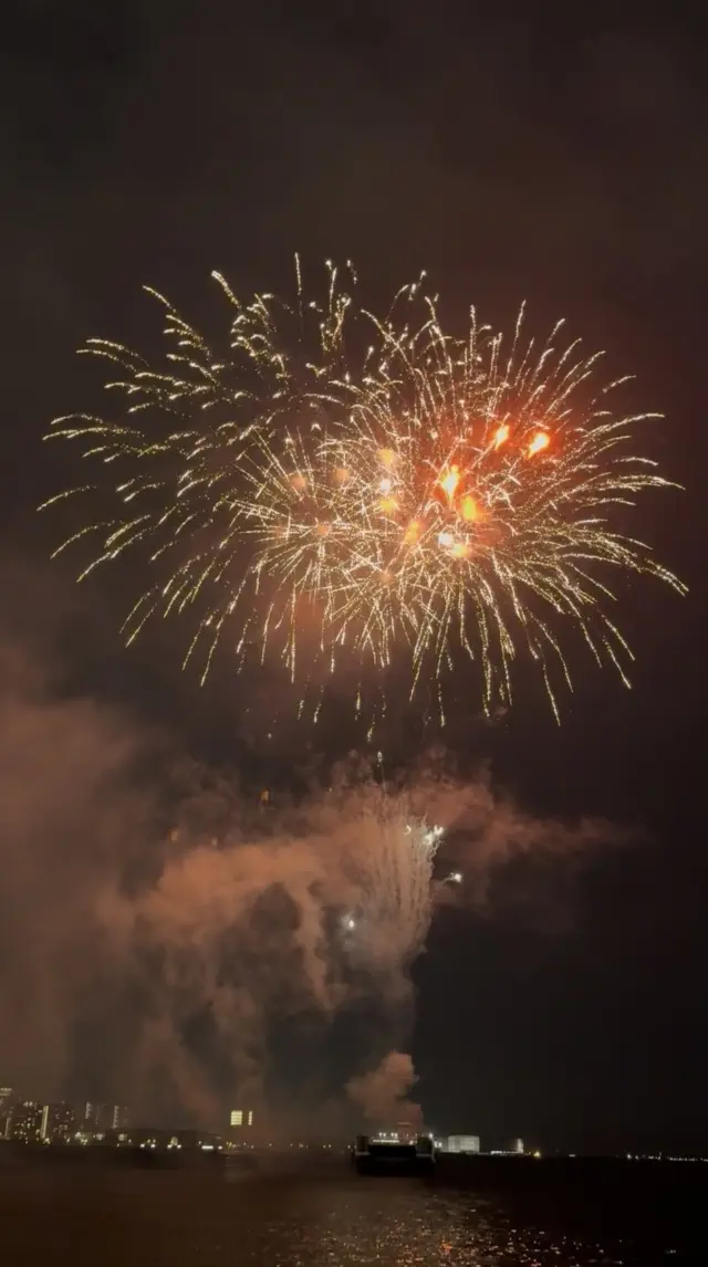 夏花火、大好きなキャップコーデで神戸の街の画像_9