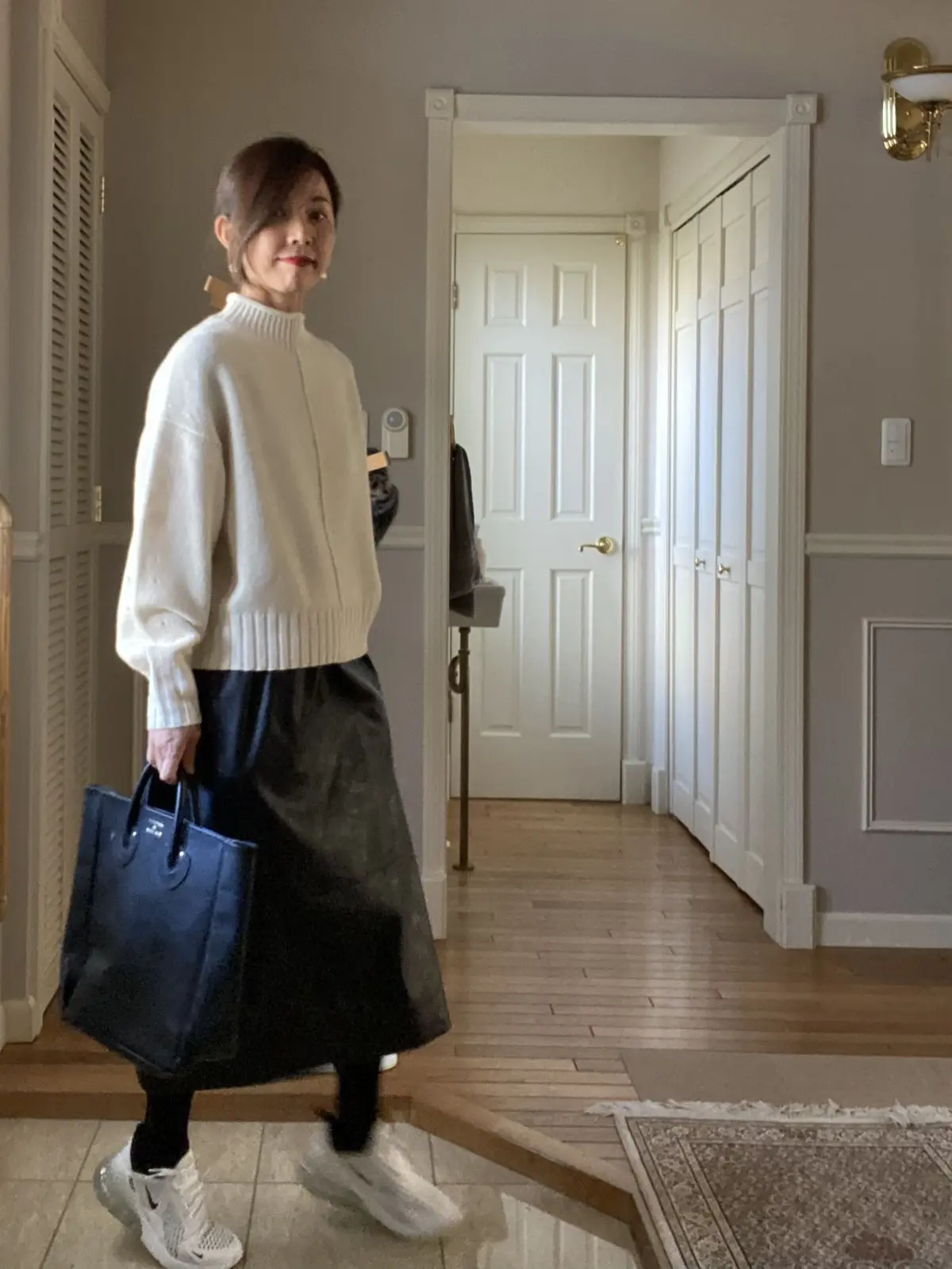 気軽に楽しめるエコレザースカートの画像_4