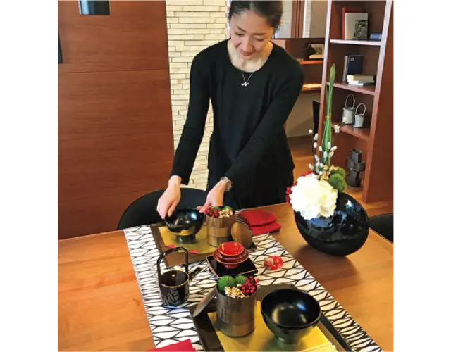 住宅展示場のモデルハウスでのテーブルセッティング