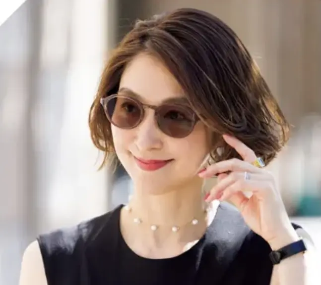 フラットに戻してくれる黒ワンピース。の画像_9