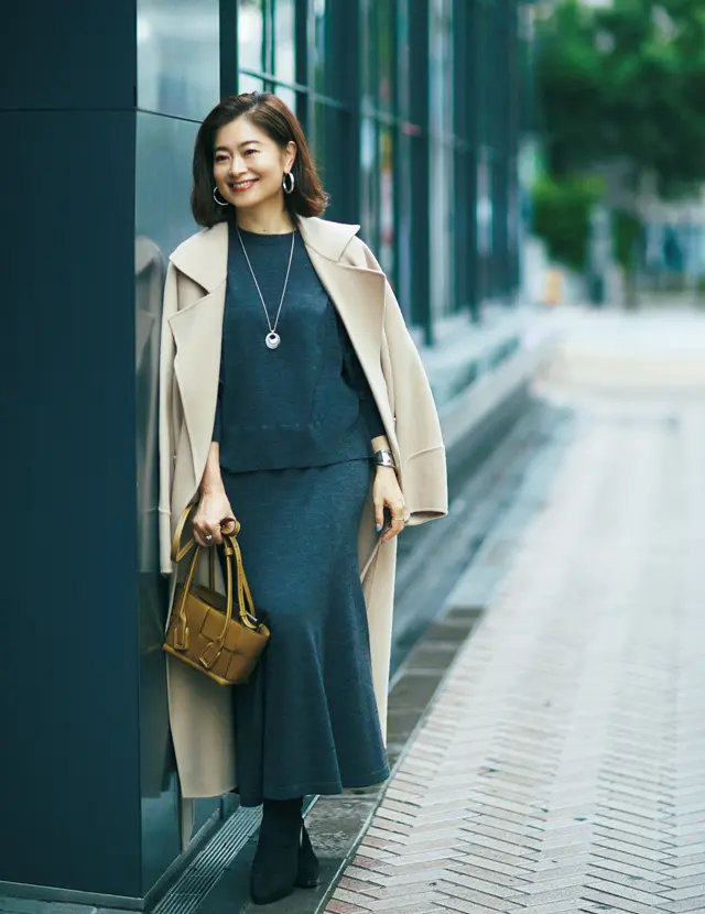 エディター・三尋木奈保さん　冬のロングスカートコーデ