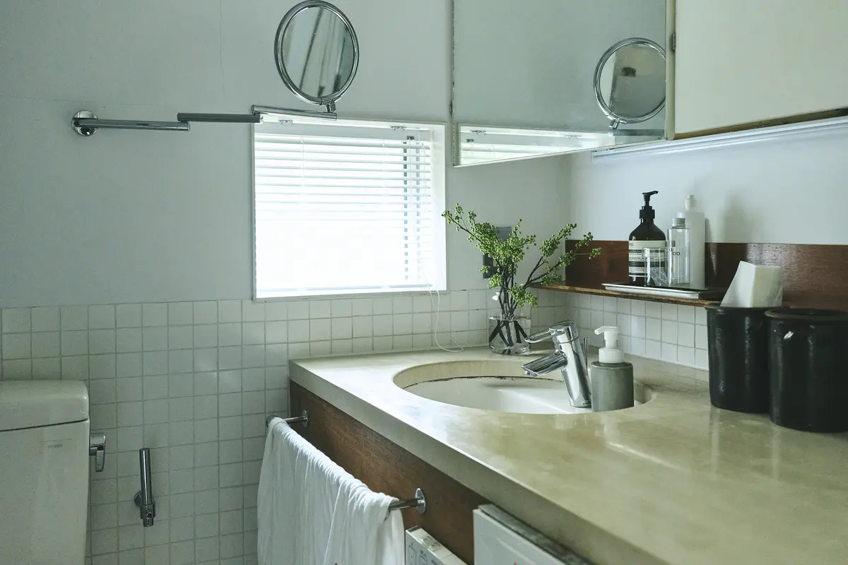 備え付けの収納　パウダールーム