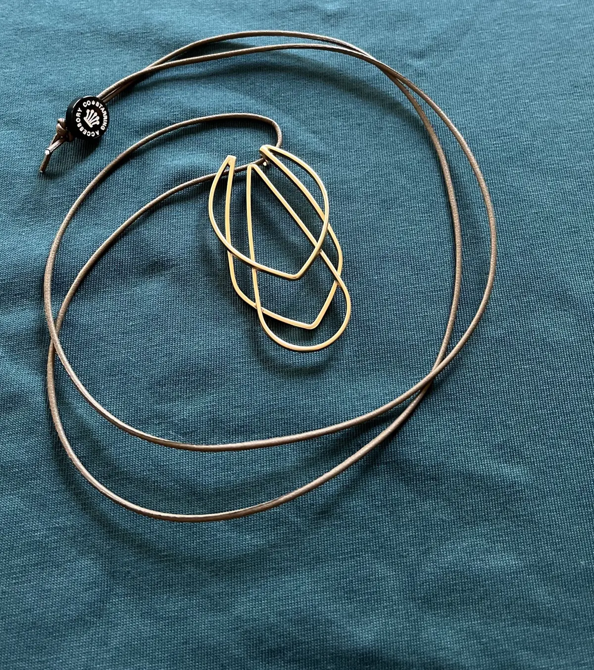 コスターリングのペンダント