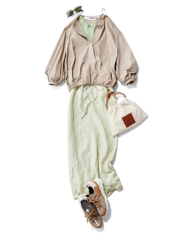 穏やかなハーバルカラーをキレのいいベージュでヘルシーに