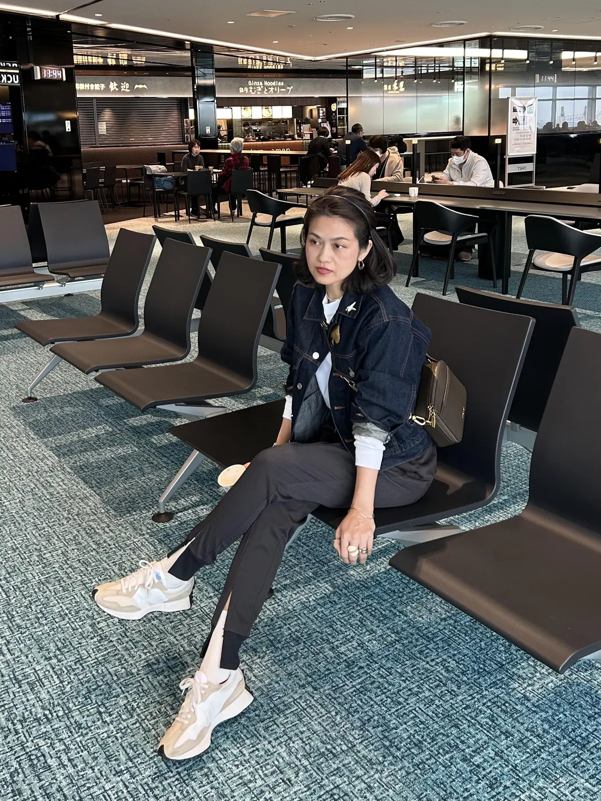 機内コーデ　ジョガーパンツ