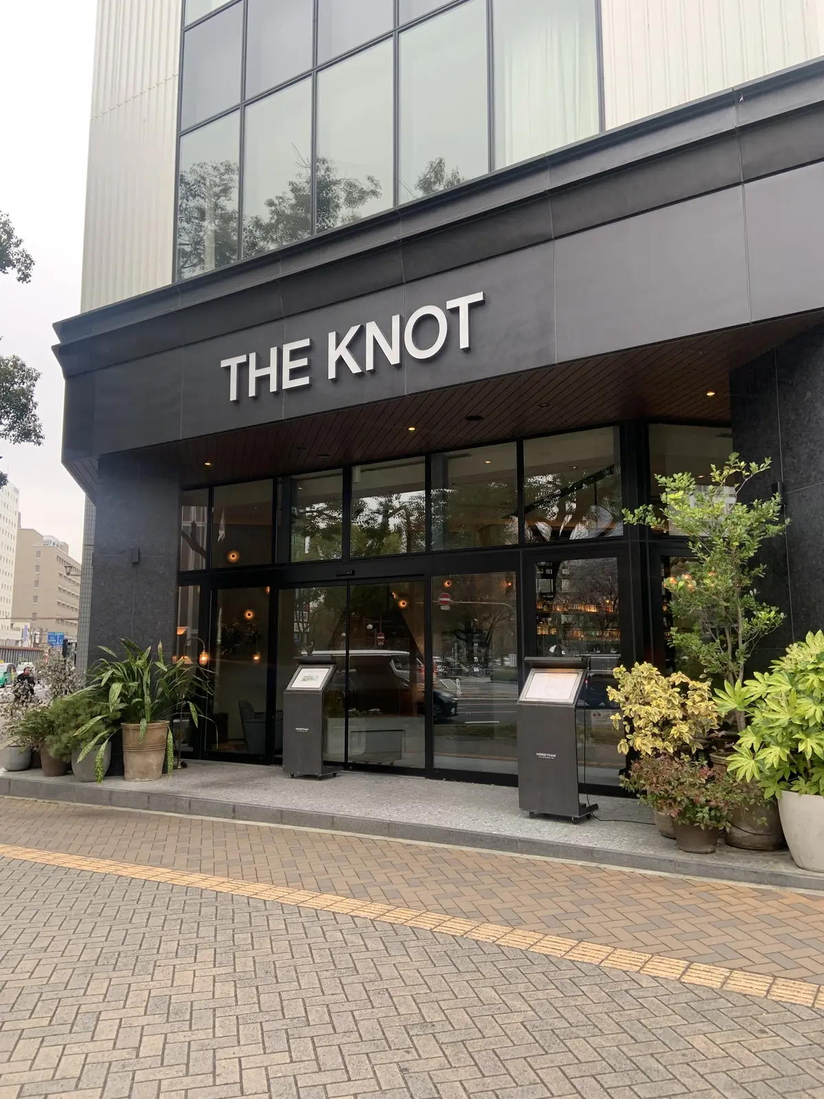 友人とたくさんおしゃべりできるレストランの画像_1