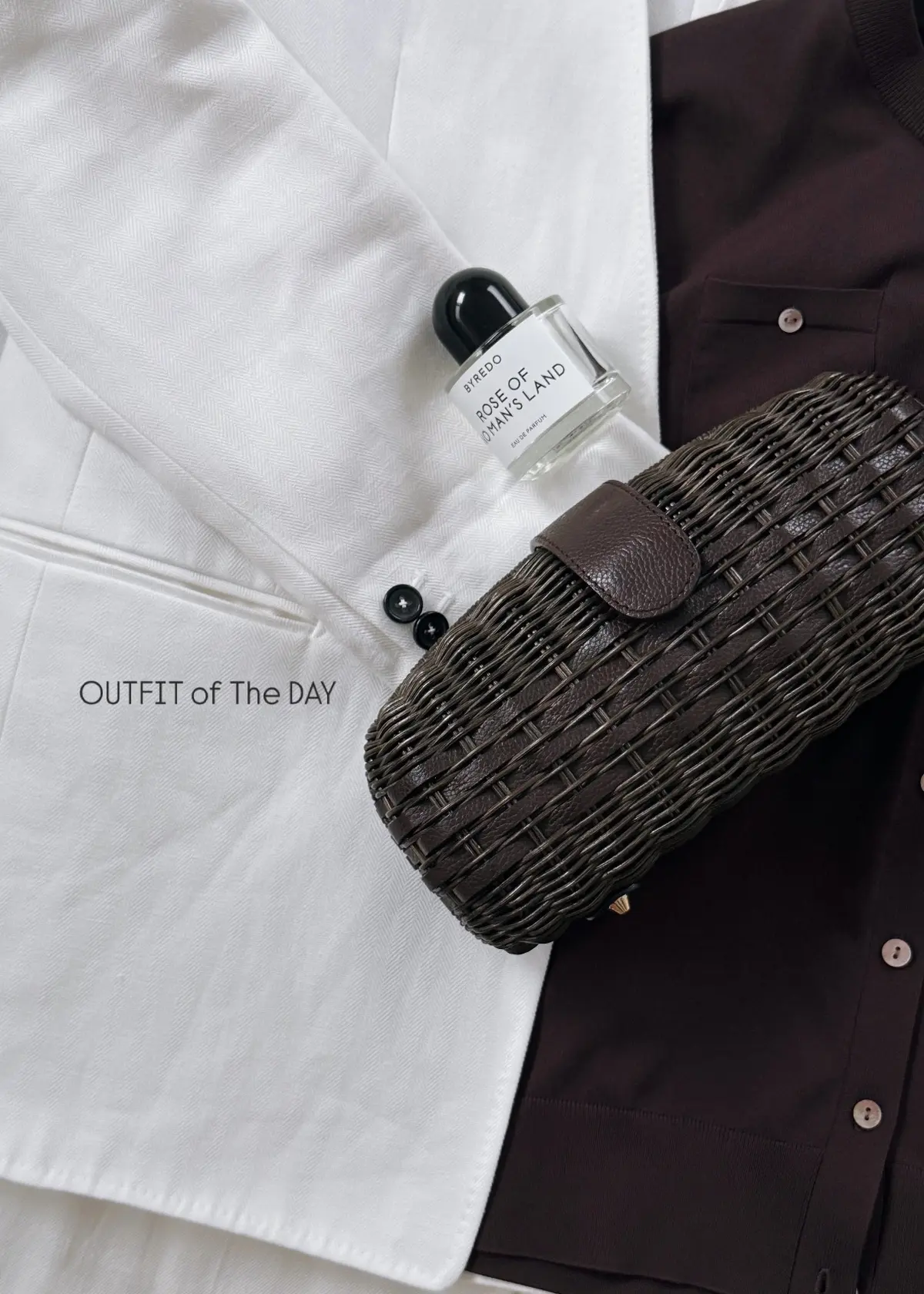 差しブラウンで優しい印象に、白のジャケッの画像_1