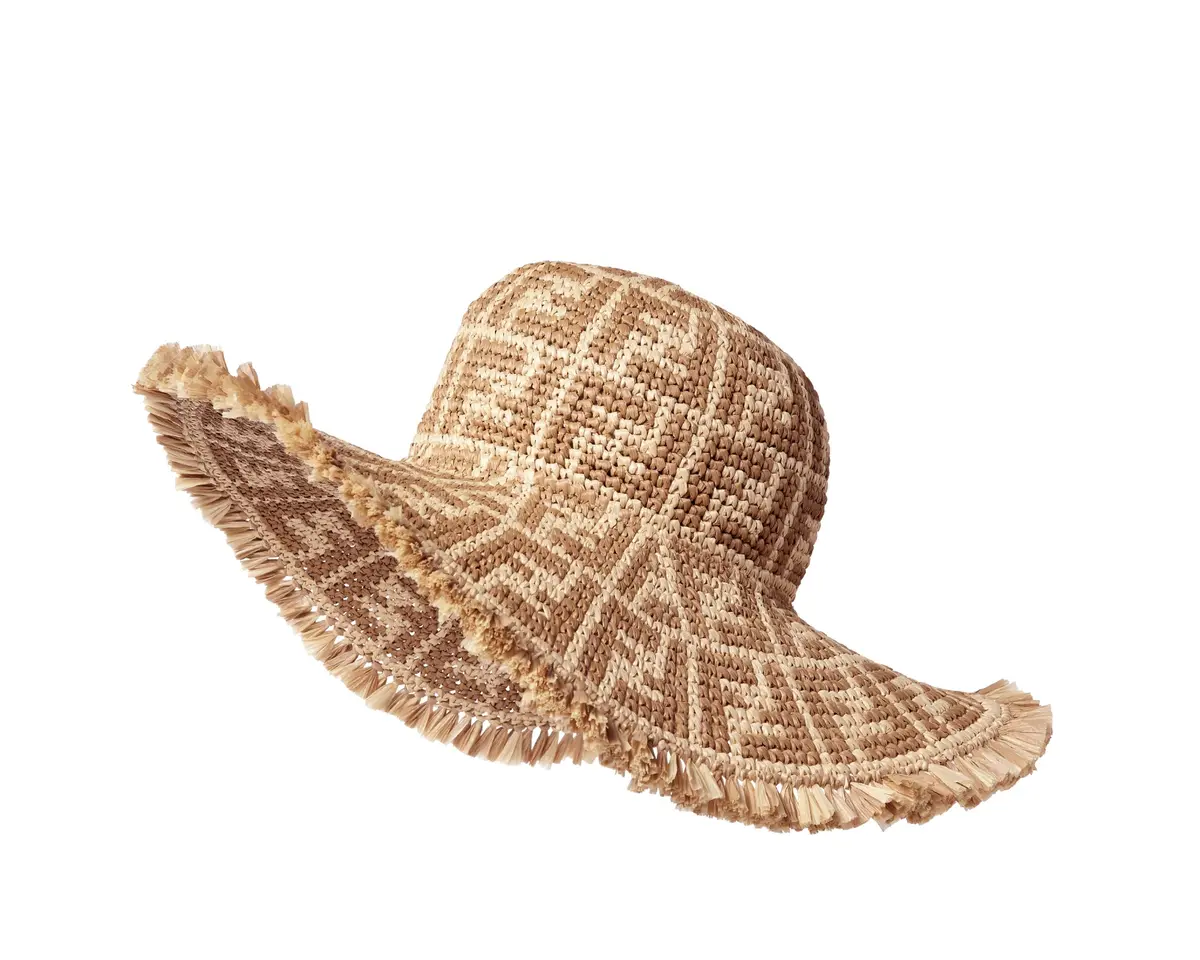 フェンディ　ラフィアハット