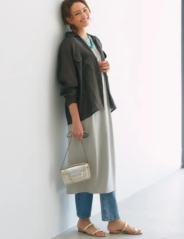 “胸削げ”を感じさせないシャツの立体感