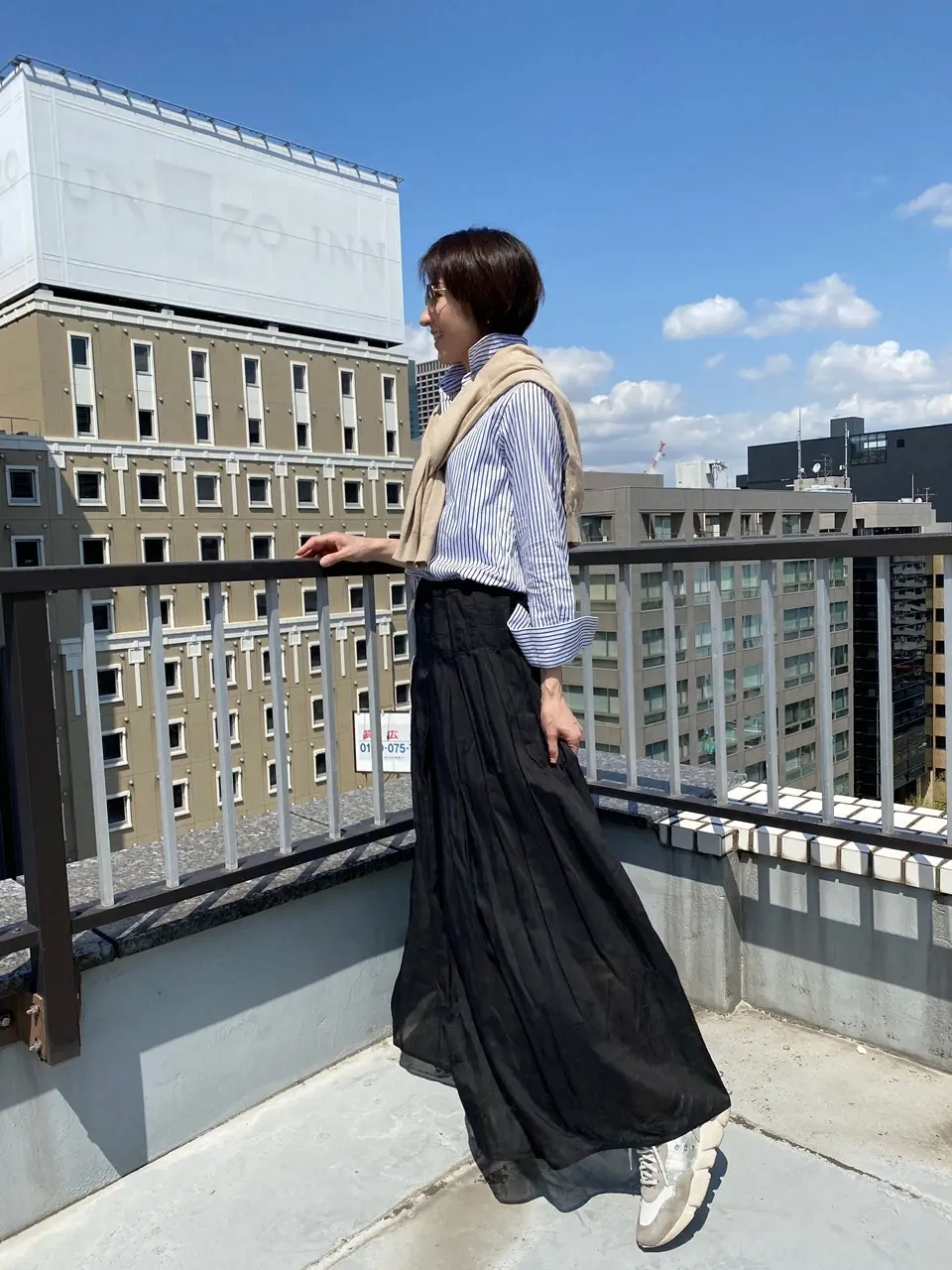 黒スカートコーデ②