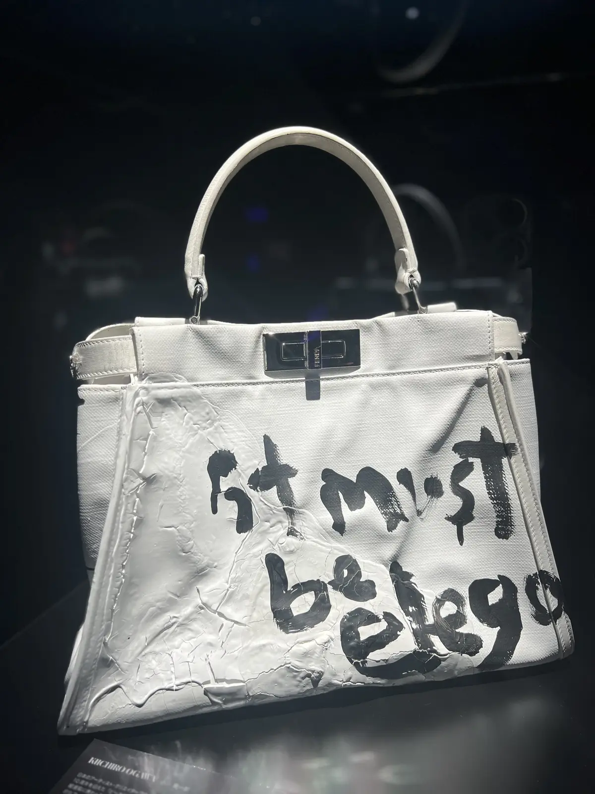 FENDI エキシビジョン 〜hand の画像_13