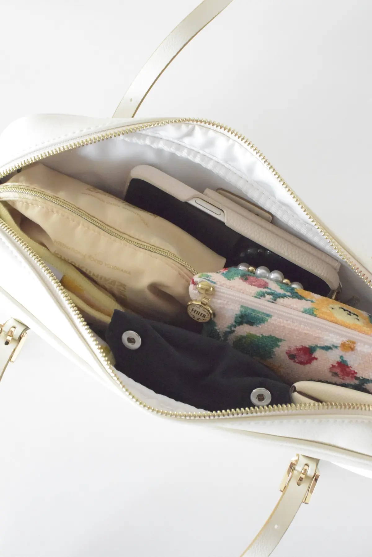 夏セール到来！H&Mでアイボリー×ゴールの画像_4