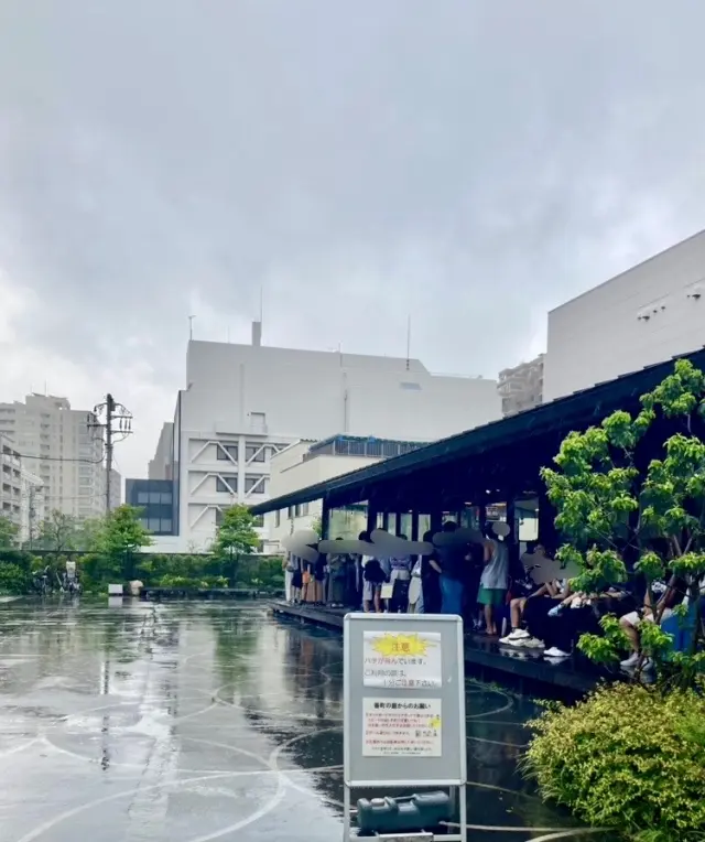 早朝から！　雨でも！　大人気ベーカリーカの画像_2