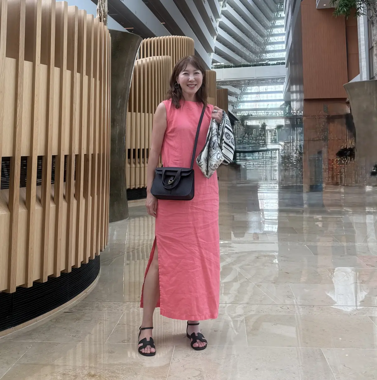 ピンクワンピース