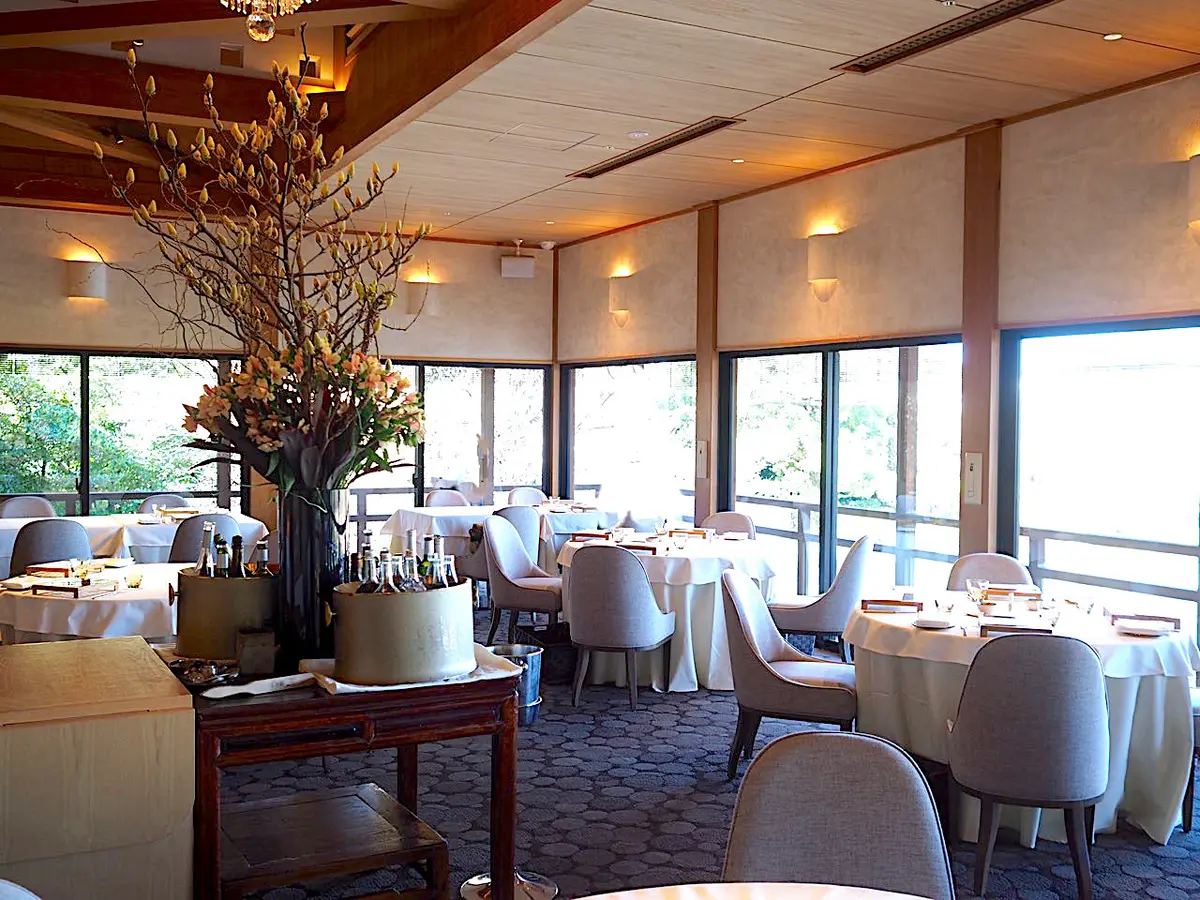 メインダイニング