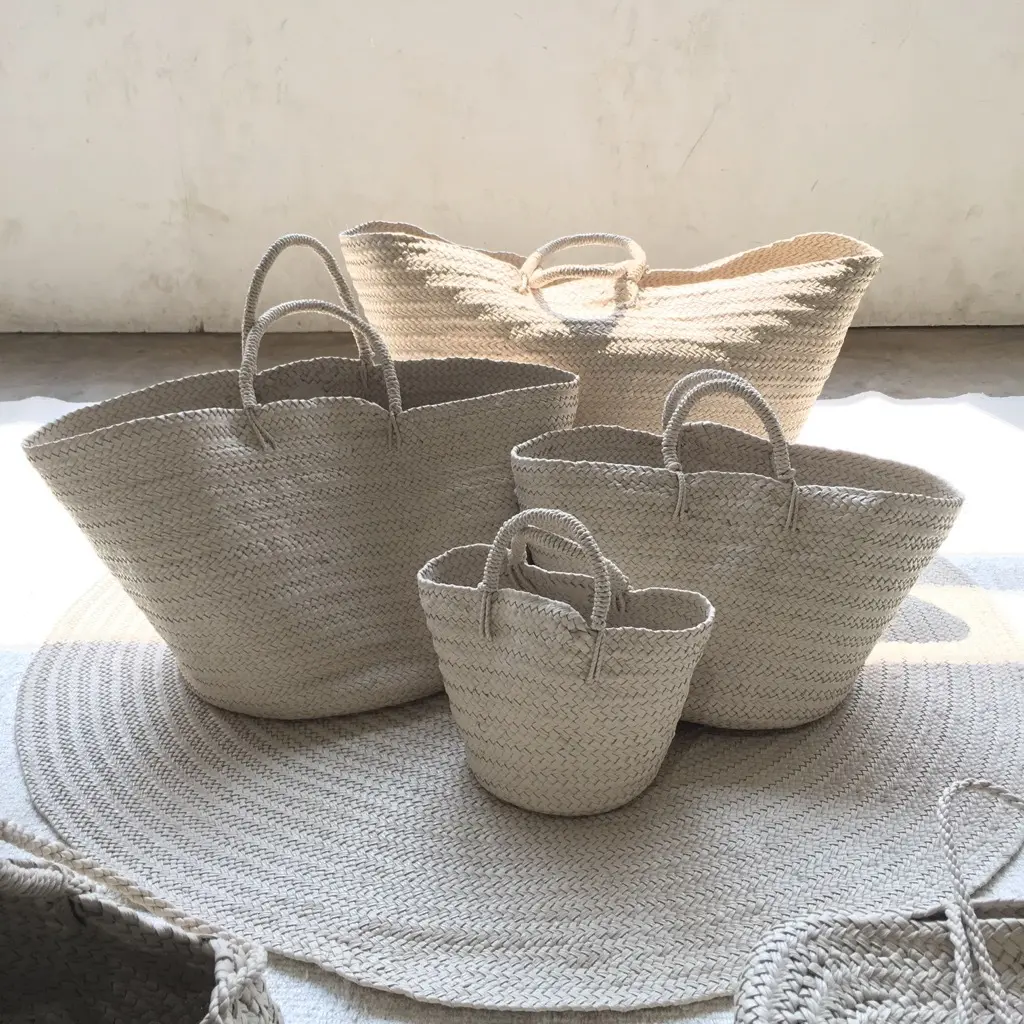 Aetaのレザーかごバッグの画像_1