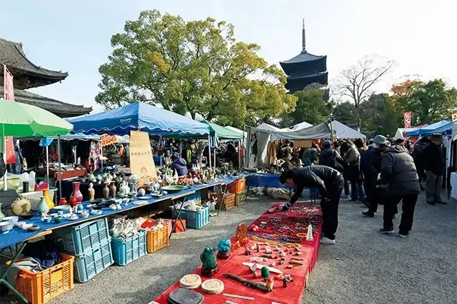 一年で最もにぎわう縁日市「終い弘法」「終い天神」