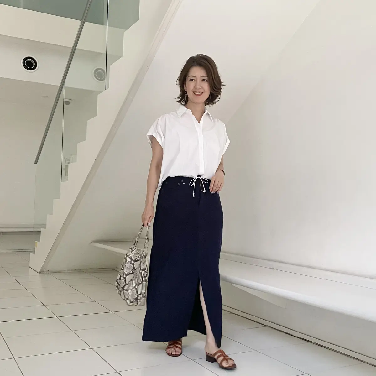 ZARAで見つけた涼やかブラウスの画像_4