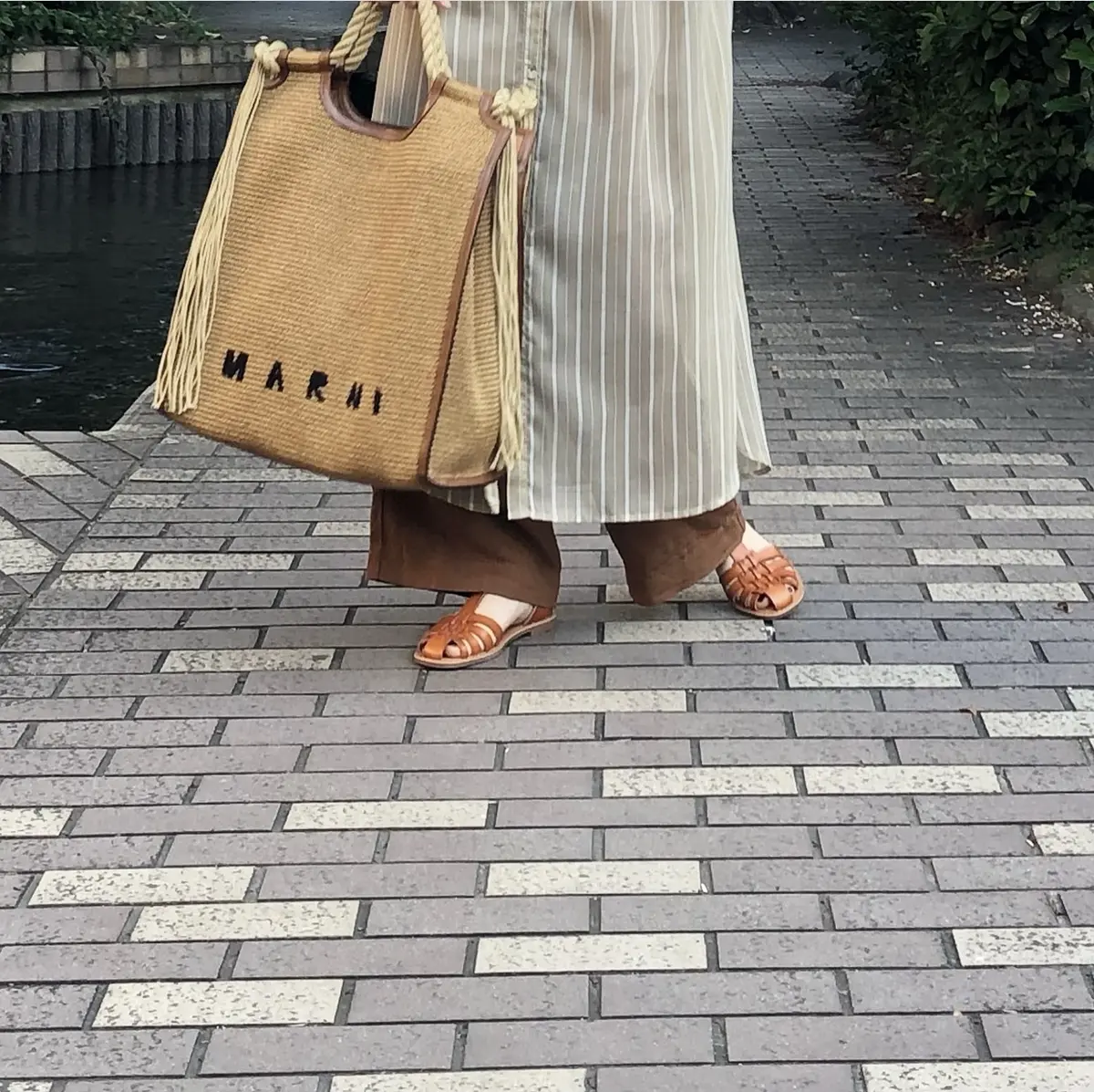 ZARA KIDSのグルカサンダル★2コの画像_3