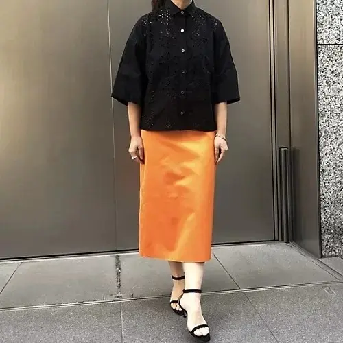 春のおでかけを華やかに！50代向け「ブラの画像_15