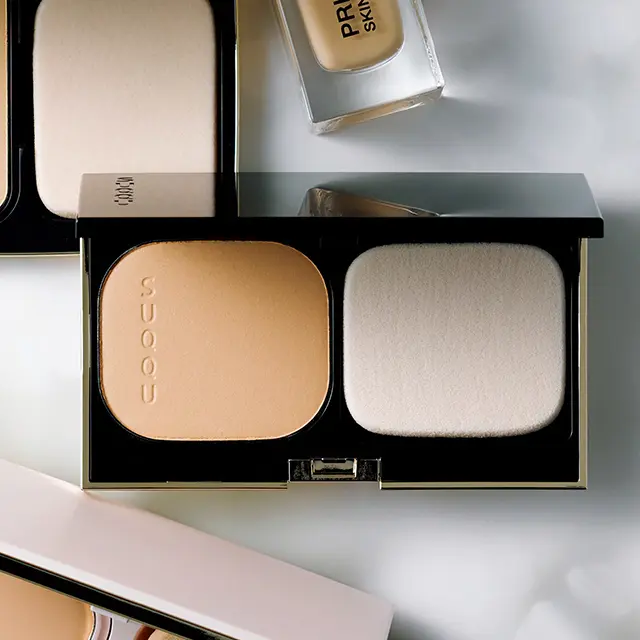 SUQQU グロウ パウダー ファンデーション