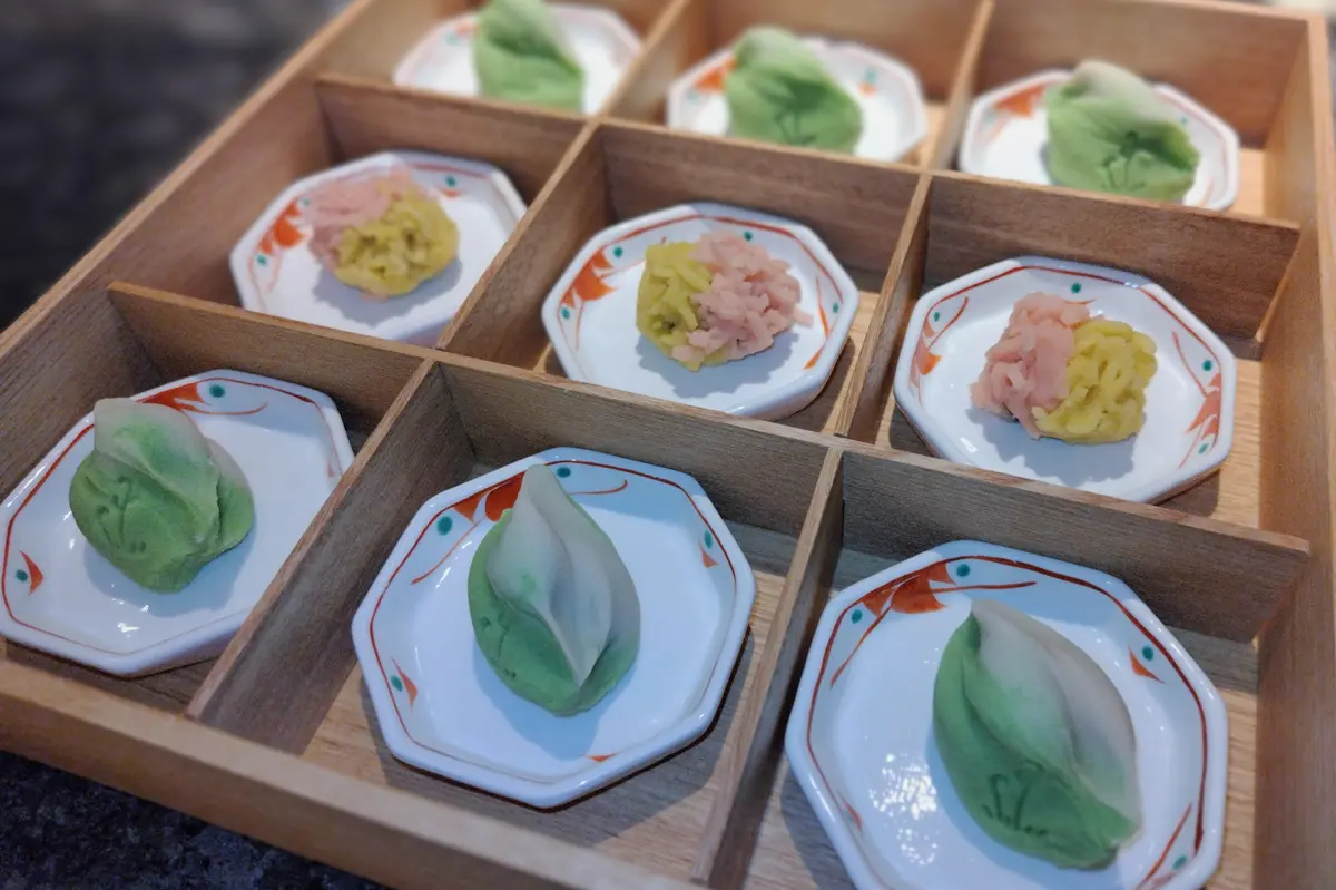 THE HOTEL SANRAKU KANAZAWA（ザ ホテル山楽 金沢）ティータイム　上生菓子