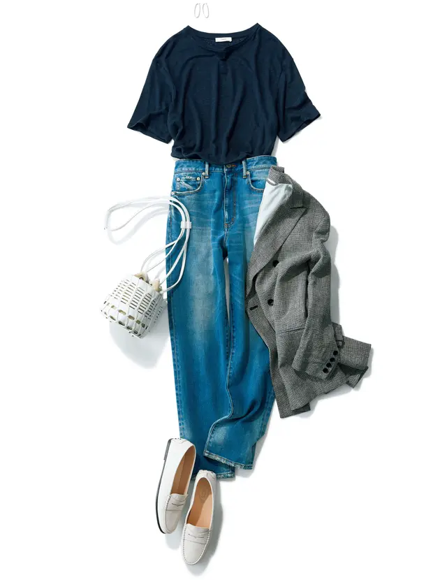 カレンソロジーのデニム「ストレッチハイウエストデニム」を使用したコーデ