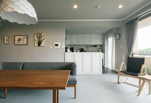 回り縁の白もアクセントに