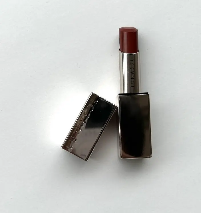 2024年春の新色リップ ルナソル／フュージングカラーリップス 06 ￥4,620（2月9日発売）