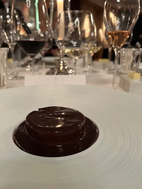 トゥールダルジャン 東京